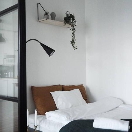 "Hatanpaeae" - Renovated 1Br Apartment In Historical Building & Central Location タンペレ エクステリア 写真